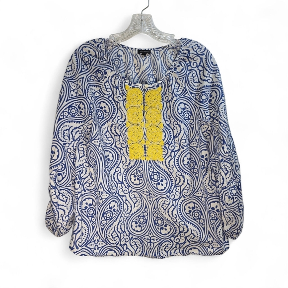Talbots Top Size Medium Blue White Paisley Roll Tab Sleeve Yellow Beaded Details - Picture 1 of 6